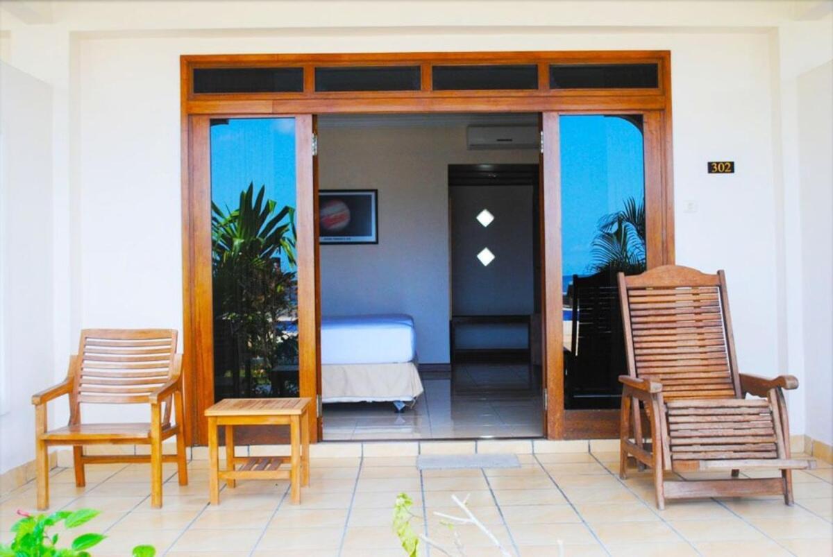 Lombok Beach Hotel Montongbuwoh Εξωτερικό φωτογραφία